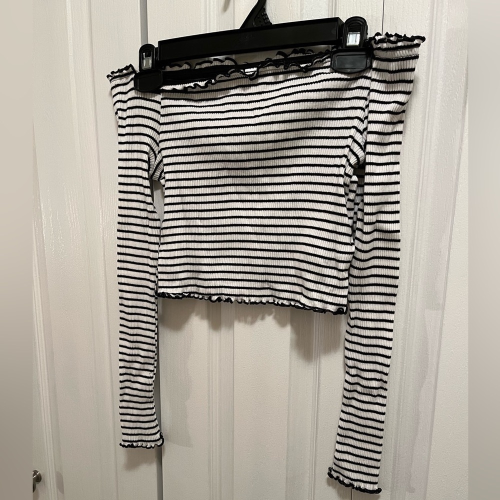 NWOT H&M Striped Off the Shoulder Top - Picture 2 of 5